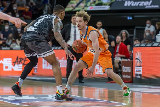 防线压力与 防线压力与